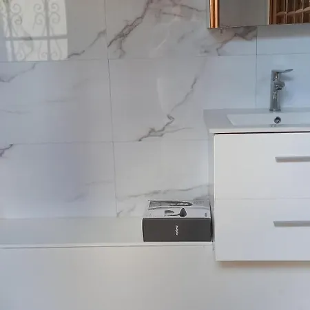 L'oree De La Foret 度假居 Villeneuve-en-Perseigne